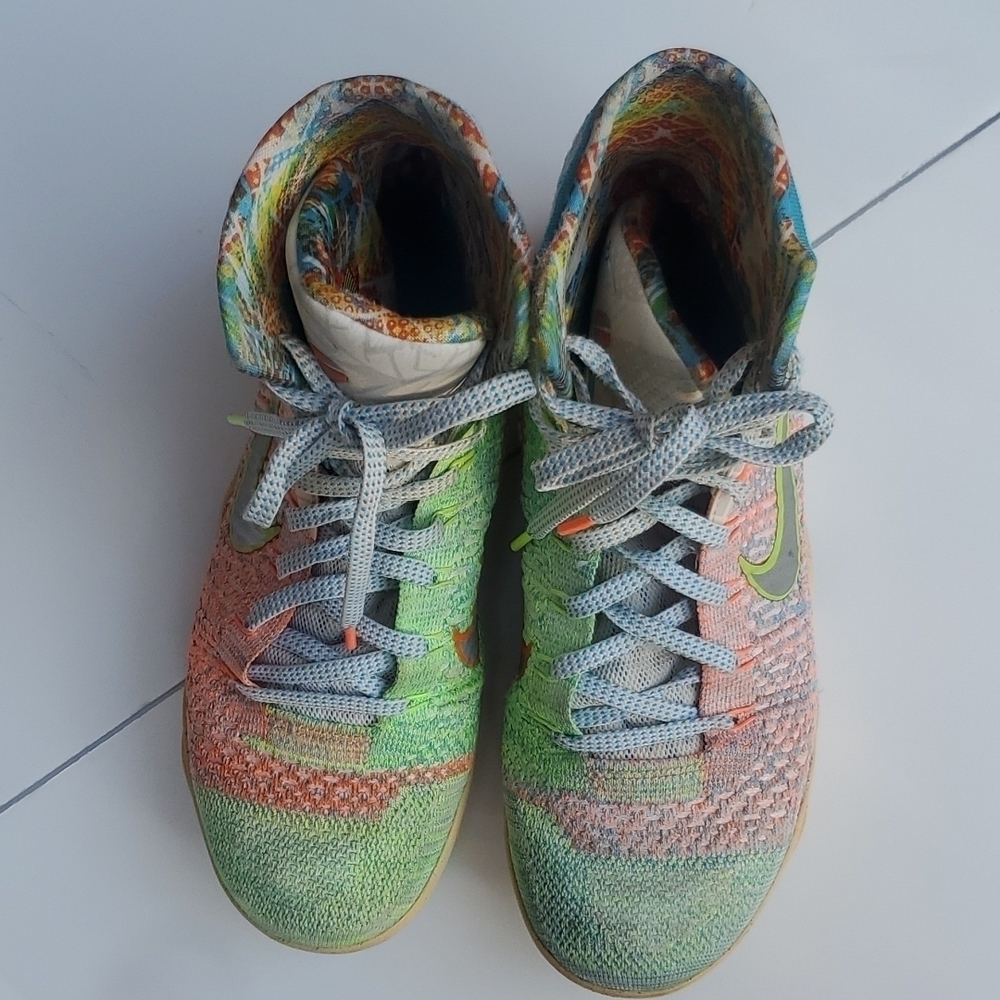 Kobe 8 Elite Premium " What the Kobe" Sneaker